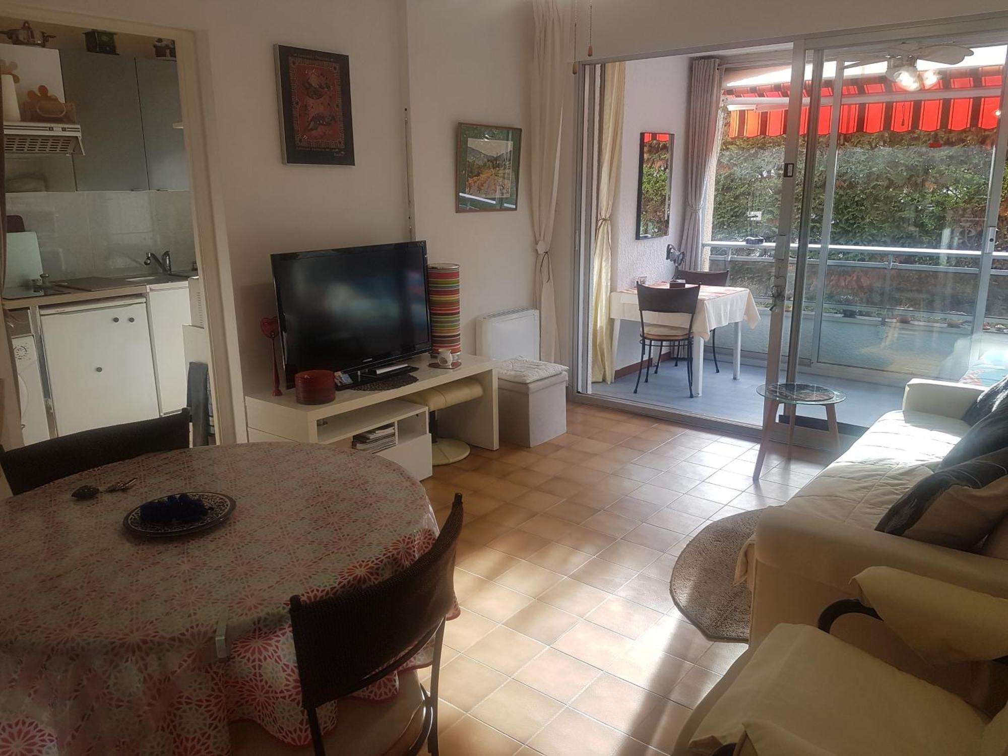 Plein Soleil Apartment Санари-сюр-Мер Екстериор снимка